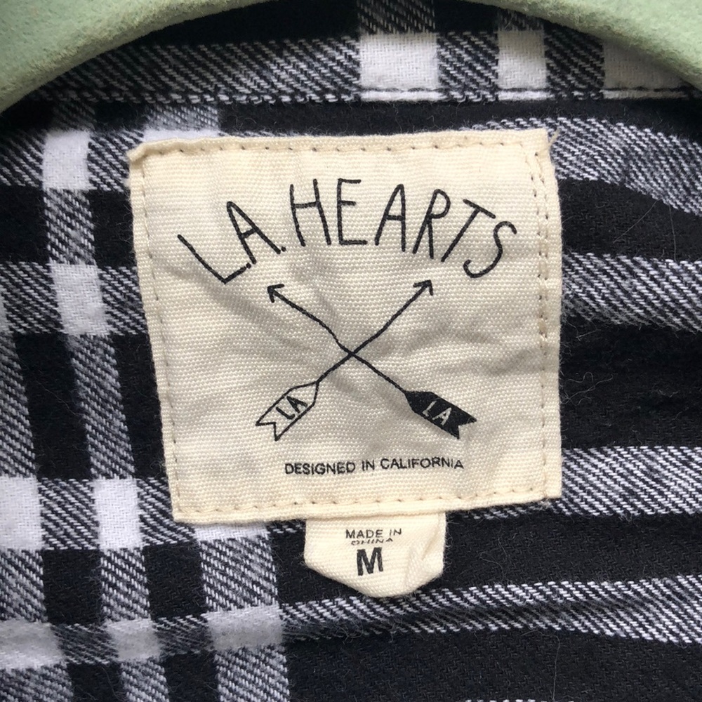 Black & White LA Hearts Flannel - Picture 4 of 4